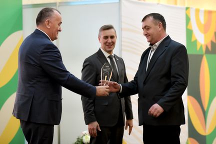 Лучшие предприятия агропромышленного комплекса Красноярского края получили «Золотые колосья»