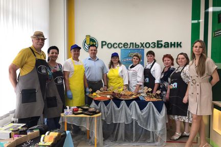 В Красноярске состоялась продовольственная ярмарка «Вкусная пятница»