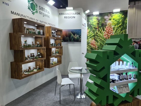 Дикоросы и сельхозпродукцию из Красноярского края представили на крупной выставке в Дубае