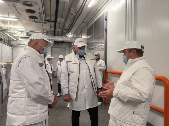 На крупнейшем свинокомплексе Красноярского края открылся цех обвалки мяса