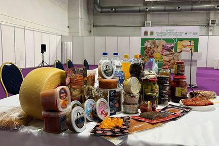 В Красноярском крае на дегустационном конкурсе оценили более 280 образцов региональных продуктов
