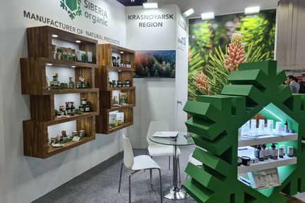 Дикоросы и сельхозпродукцию из Красноярского края представили на крупной выставке в Дубае