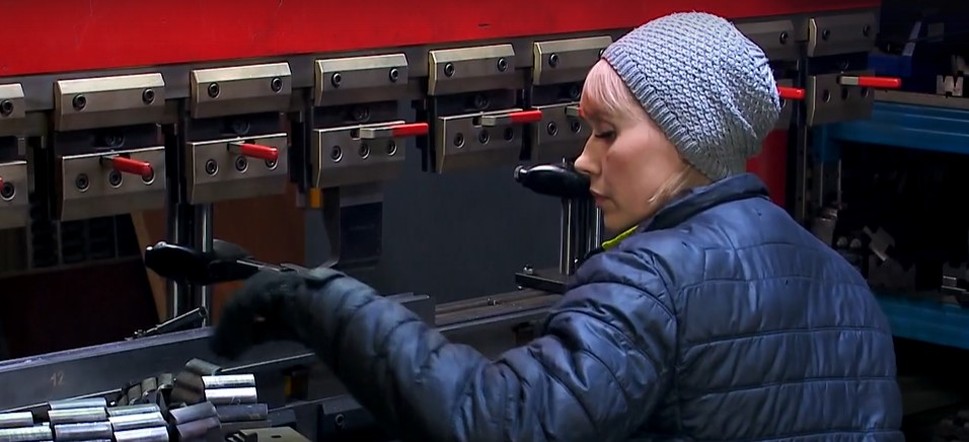 Программа "О хлебе насущном": выращивание зелени в Заполярье и детальное импортозамещение