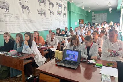 Когда кадры решают всё: молодежь приглашают работать на сельхозпроизводство