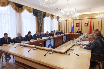 Аграрии Красноярского края намолотили более 2,4 млн тонн зерна и зернобобовых